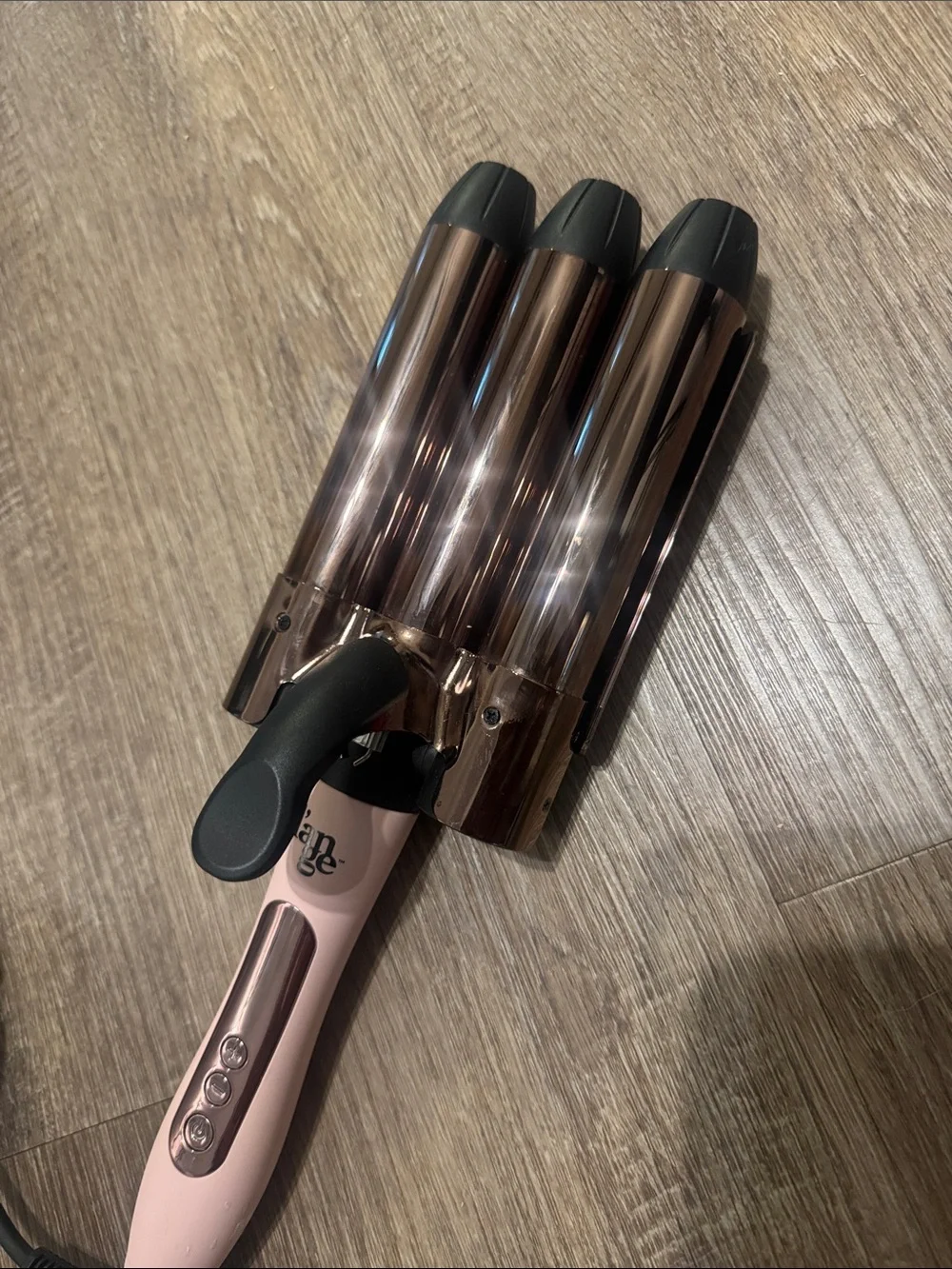 Lange Titanium Triple Barrel Waving Iron Le Tridente